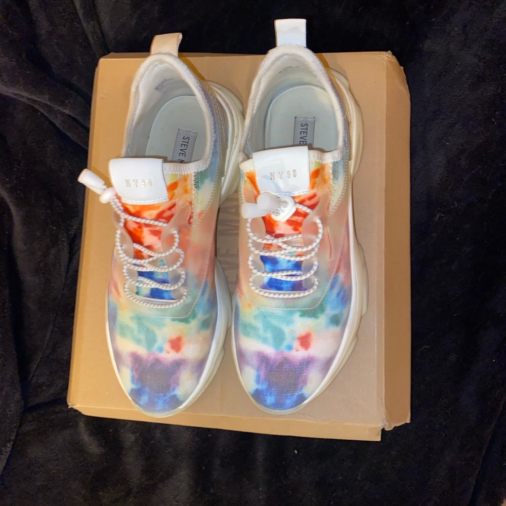 MYLES Multi Steve Madden sneakers